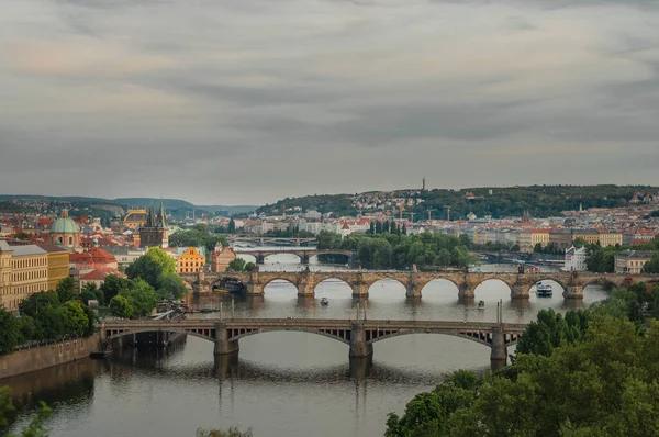 Fascynujący Widok Pragę Most Karola — Zdjęcie stockowe