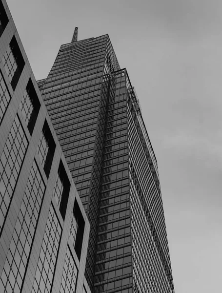 Ουρανοξύστες Στο Κέντρο Της Πόλης Της Νέας Υόρκης Μαύρο Και — Φωτογραφία Αρχείου