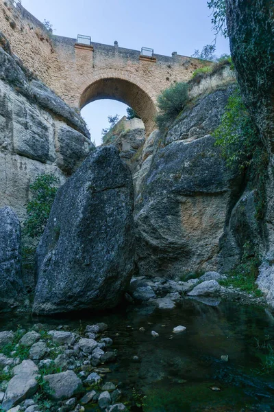 Alte Brücke Von Ronda Andalucia Spanien Vom Guadalevin Aus Gesehen — Stockfoto