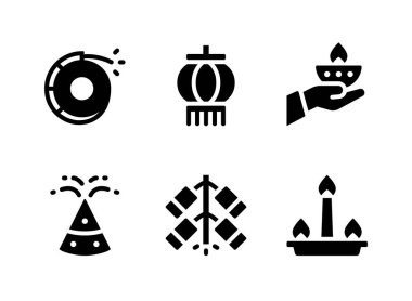 Diwali İlgili Basit Vektör Solid Simgeleri Kümesi. Simgeleri Firecracker, Lantern, Candle ve daha fazlası olarak içerir.