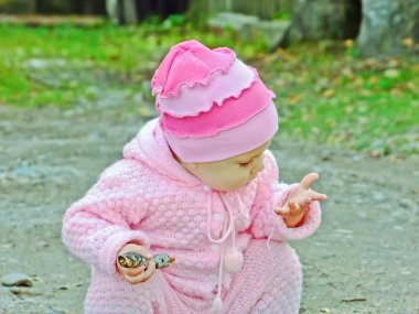 açık havada bir çocuk çalış