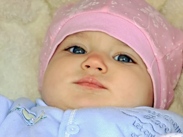 Baby in the stroller for a walk — Stock Photo, Image