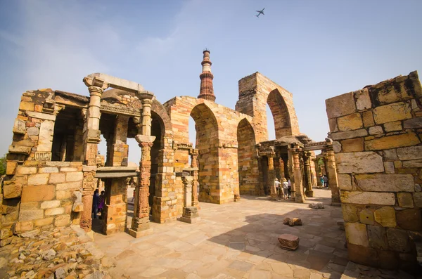 Qutub minar — Stock Photo, Image