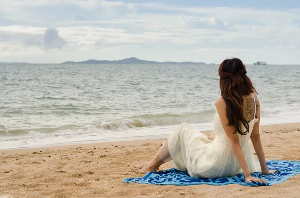 Chilling on the beach — Stock Photo, Image