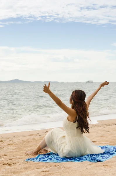 Chilling on the beach — Stock Photo, Image