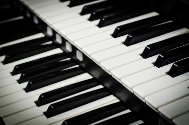 Piyano tuşlarını kapat
