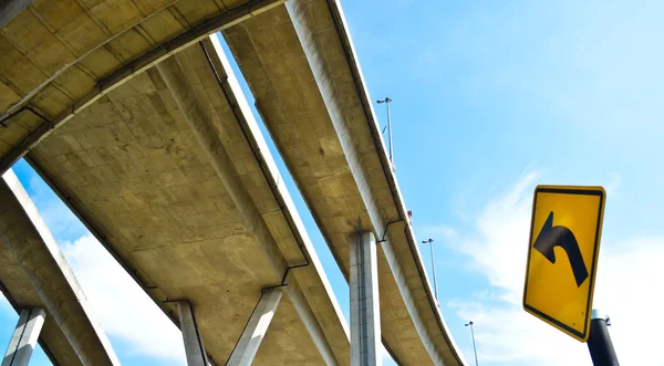 交通標識の高架高速道路 — ストック写真