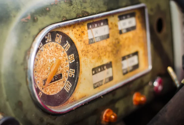 Old rusty speed scale — Stock Photo, Image