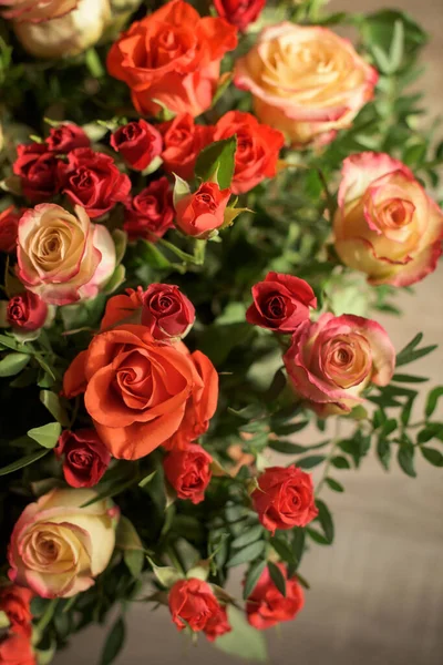 Bouquet Red Orange Yellow Roses Composition Multi Colored Flowers Background — Stock Photo, Image