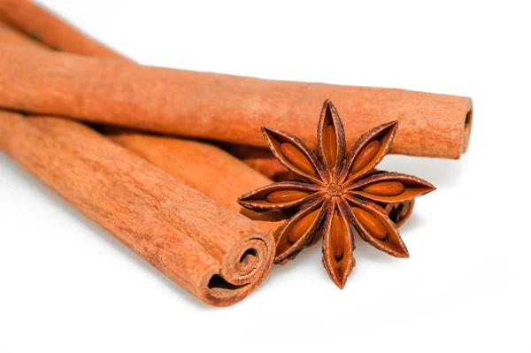 Star anise and cinnamon — Stock Photo, Image