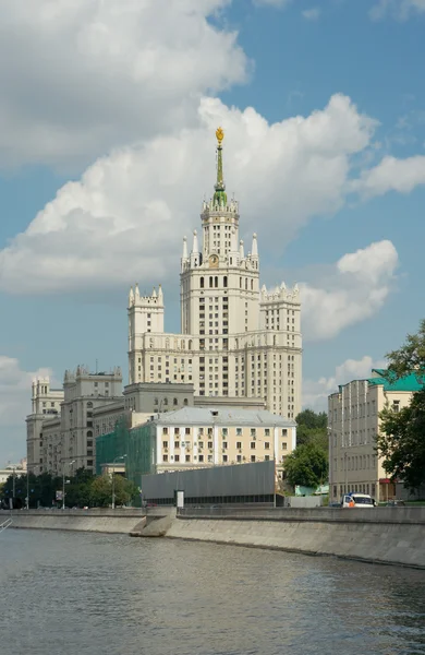 Kotelnicheskaya nábřeží budova (1952), Moskva, Rusko — Stock fotografie