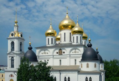Dmitrov Kremlin 'de varsayım Katedrali