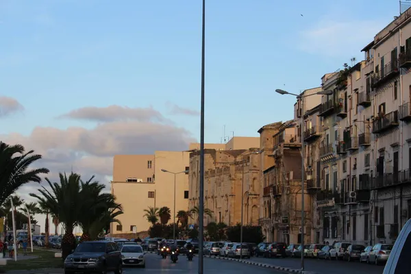 Turistický Přístav Palermo Itálii Silnice Která Vede Podél Přístavu Průjezdem — Stock fotografie