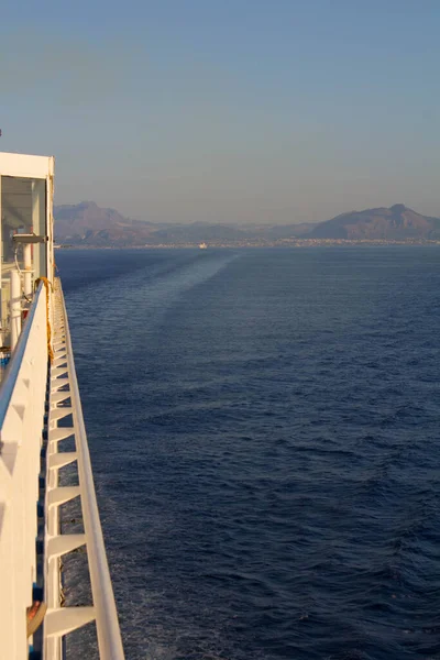 Evocative Image Side Ferrywhile Sailing Coast Background — Stockfoto
