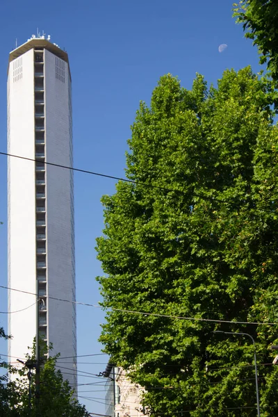 Milaan Pirelli Wolkenkrabber Suggestief Beeld Van Wolkenkrabber Van Centraal Station — Stockfoto