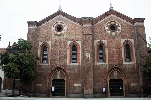 Milano Italia Suggestiva Immagine Della Chiesa Santa Maria Incoronata Con — Foto Stock