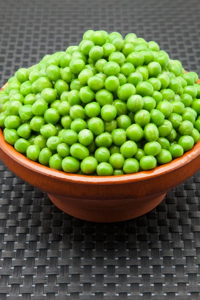 Fresh green peas — Stock Photo, Image