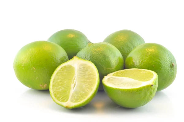 Čerstvé limetky s citronovou mátou — Stock fotografie