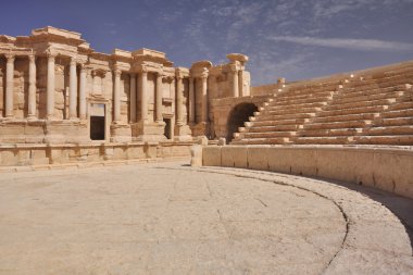 tiyatroda palmyra