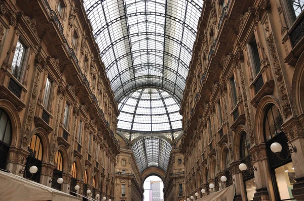 Galleria Vittorio Emanuele II, Milão, Itália — Fotografia de Stock