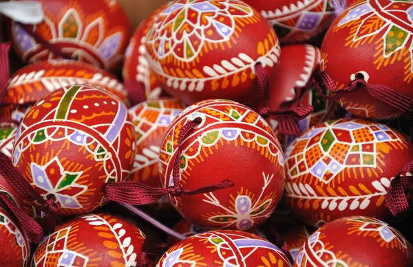 Hand-made traditional red Easter eggs — Stock Photo, Image