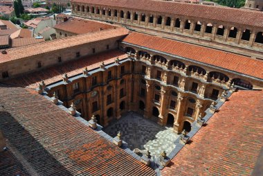 Yard of Pontifical University of Salamanca clipart
