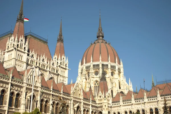 Парламент Будапешта (Венгрия) ) — стоковое фото