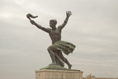 Budapeşte (Macaristan Özgürlük heykeli)