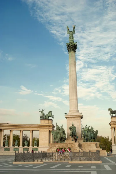 Plac bohaterów w Budapeszcie (Węgry) — Zdjęcie stockowe