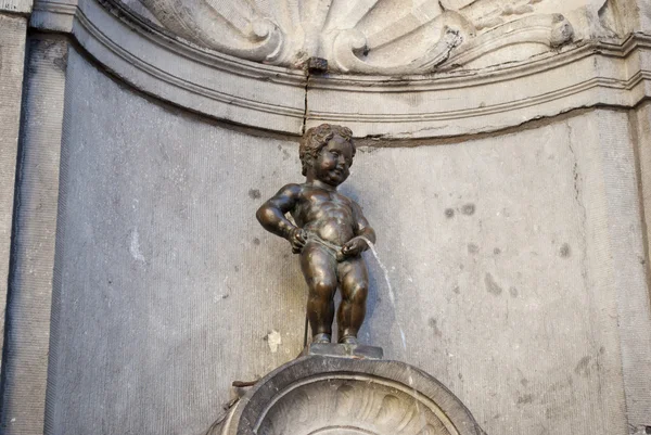 Manneken piss in Brussel (Belgium) — Stock Photo, Image