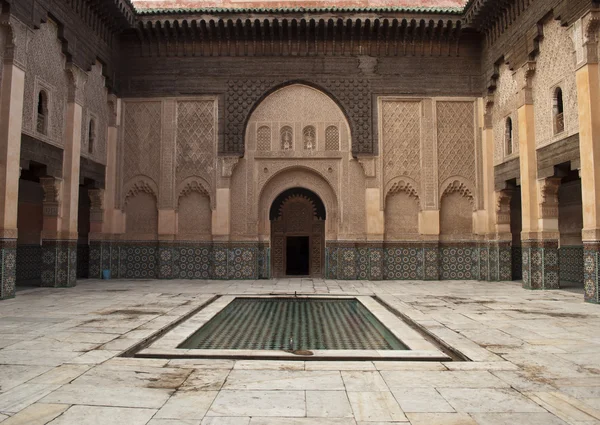 Marocko Marrakech ali ben youssef medersa islamiska — Stock fotografie