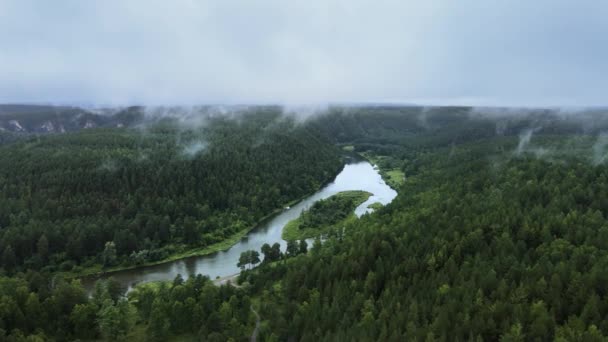 Madártávlatból Népszerű Turista Folyóra Egy Kanyargós Csatorna Közepén Van Egy — Stock videók