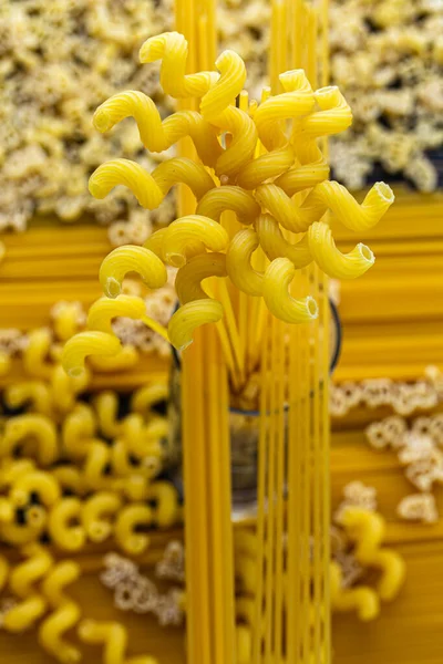 Close Shot Van Ruwe Spaghetti Voor Achtergrond — Stockfoto