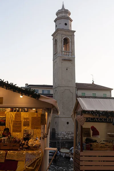 Lazise Verona Włochy Grudzień 2021 Słynna Wieża Włoszech Zachodzie Słońca — Zdjęcie stockowe