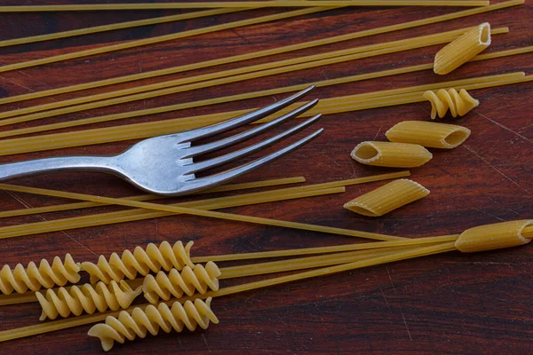 Vork Spaghetti Houten Tafel — Stockfoto