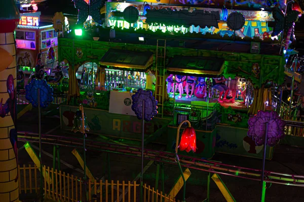 People Amusement Square Night City — Fotografia de Stock