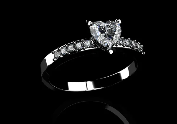 Anello di diamanti su sfondo nero con alta qualità — Foto Stock