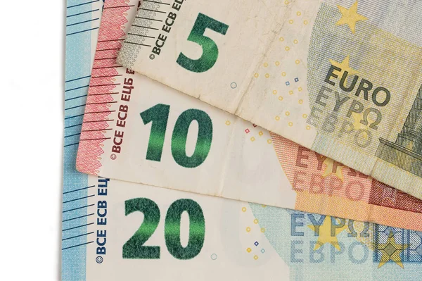 Close-up de cinco, dez e vinte notas de euro. — Fotografia de Stock
