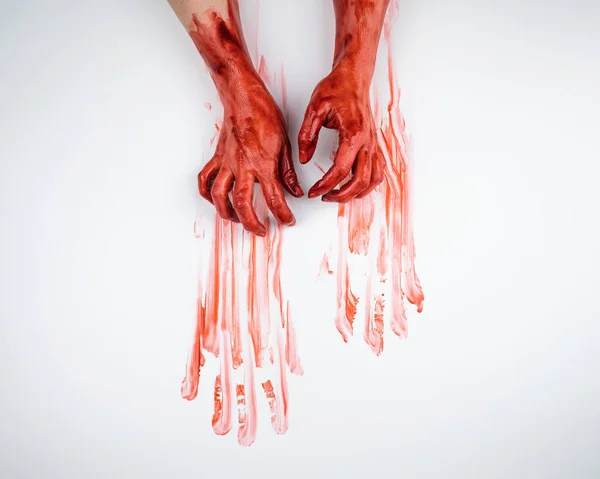 Manos Femeninas Sangre Sobre Fondo Blanco — Foto de Stock