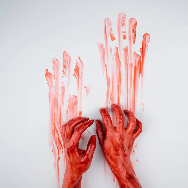 Mãos Femininas Sangue Sobre Fundo Branco — Fotografia de Stock