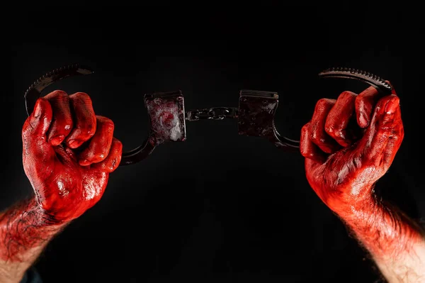 Mâinile Sângeroase Ține Cătușe Fier — Fotografie, imagine de stoc