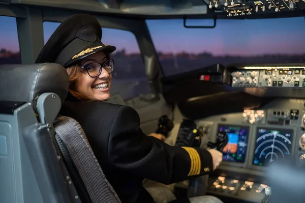 Female Pilot Board Aircraft Caucasian Woman Flight Simulator — Stock Photo, Image