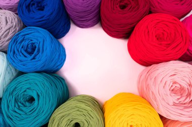 Pamuk yumağı seçimi mi? Renklerin Gradyanı