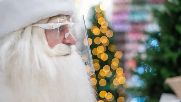 Retrato Papá Noel Ruso Una Visera Protectora — Foto de Stock