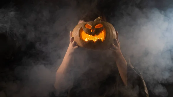 Pumpkin Jack Linterna Lugar Una Cabeza Mujer Halloween —  Fotos de Stock