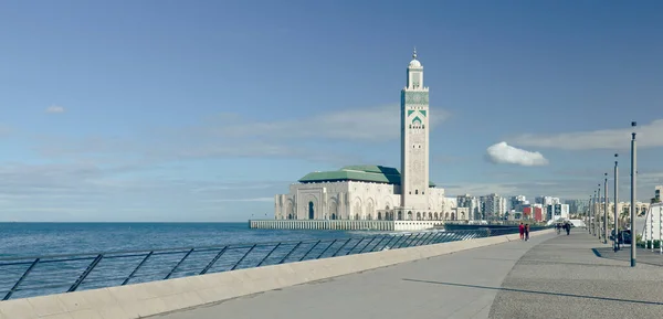 Casablanca Marruecos Enero 2020 Gente Camina Largo Del Largo Paseo — Foto de Stock
