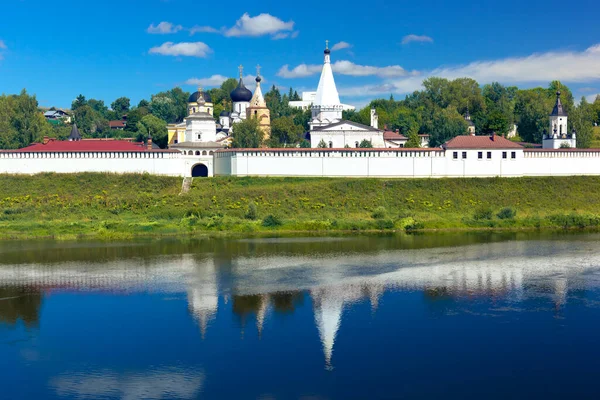 Volga River View Holy Dormition Monastery Staritsa Tver Oblast Russia — Stock Photo, Image