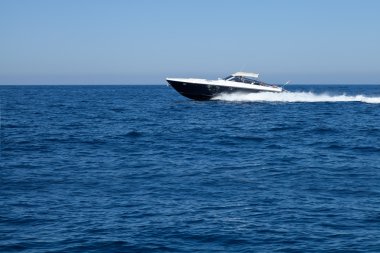 Özel motor yat