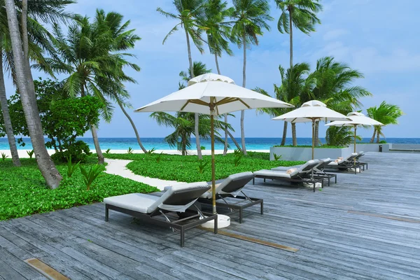 Бассейны пляжные курорты, Мальдивские острова — стоковое фото