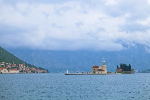 Beautiful landscape of old town Perast — Stock Photo, Image